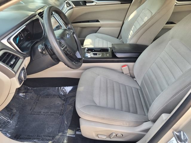 Certified 2019 Ford Fusion SE FWD image 22
