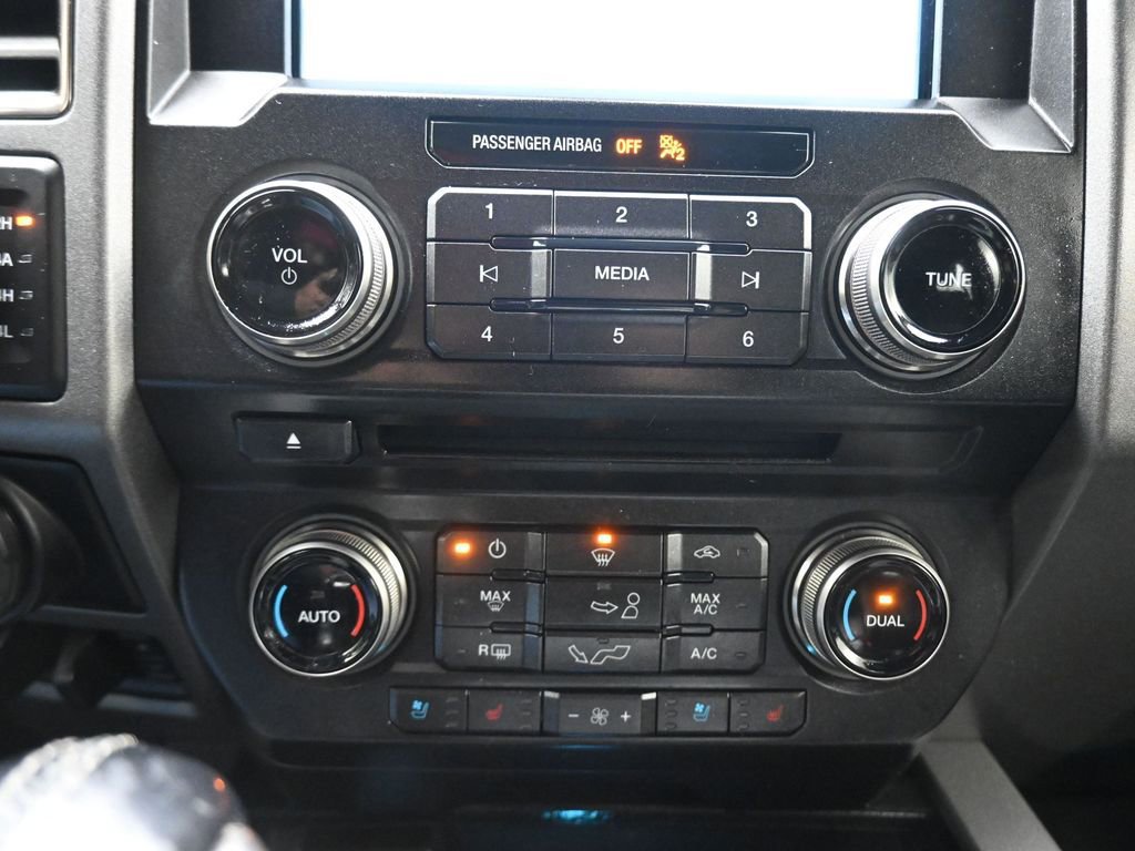 Used 2018 Ford F150 Raptor w/ Equipment Group 802A Luxury image 25