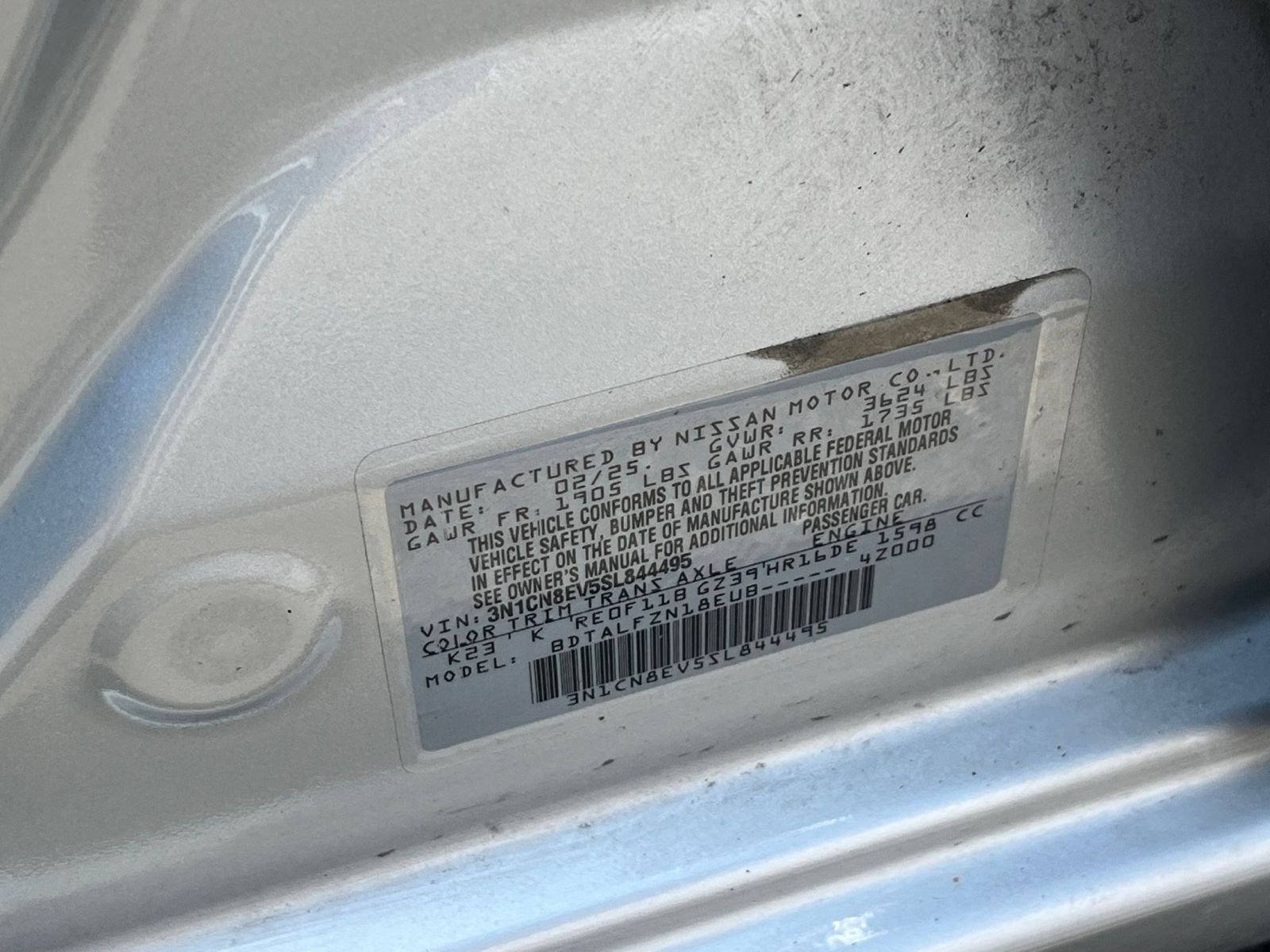 Used 2025 Nissan Versa SV FWD image 28