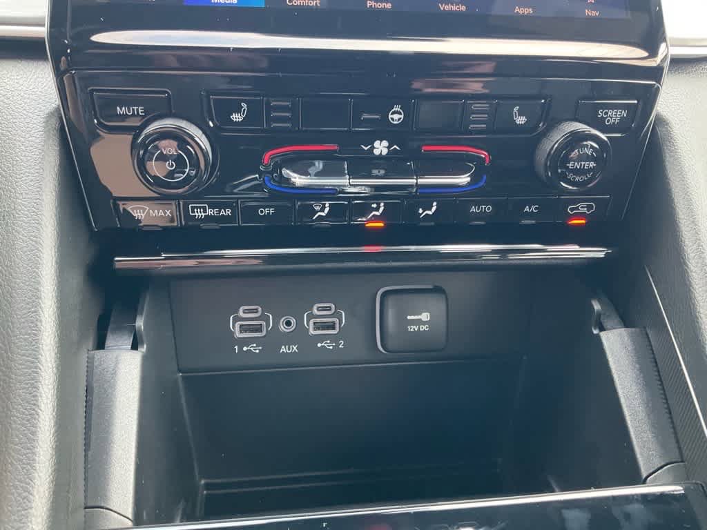 New 2025 Jeep Grand Cherokee L Limited AWD/4WD image 10