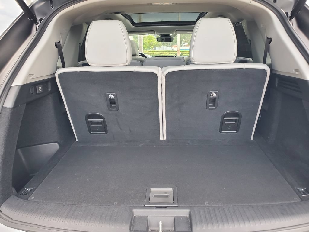 Used 2024 Acura MDX FWD w/ Technology Package image 8