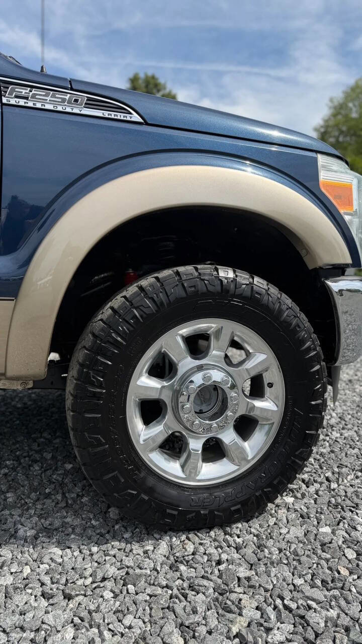 Used 2014 Ford F250 Lariat w/ Lariat Interior Package AWD/4WD image 10