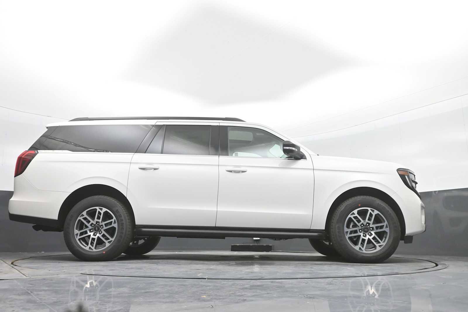 New 2026 Ford Expedition Max Active image 25