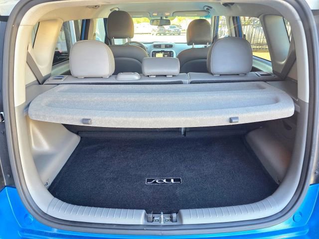 Used 2015 Kia Soul EV + FWD image 39