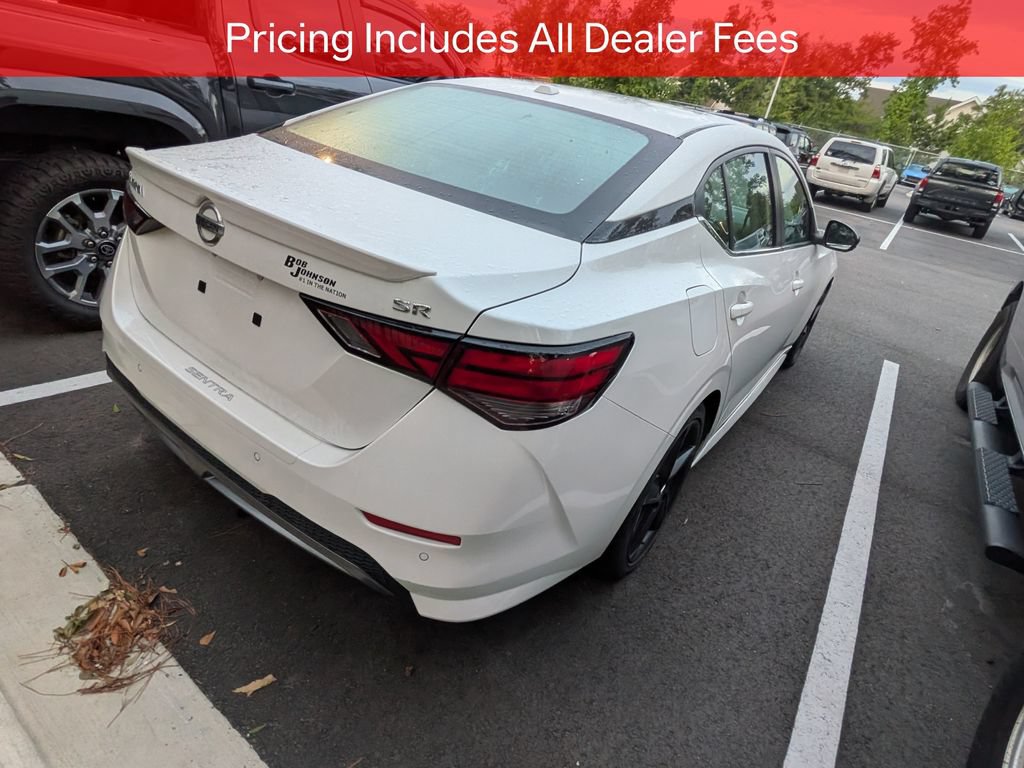 Used 2022 Nissan Sentra SR w/ SR Premium Package FWD image 6