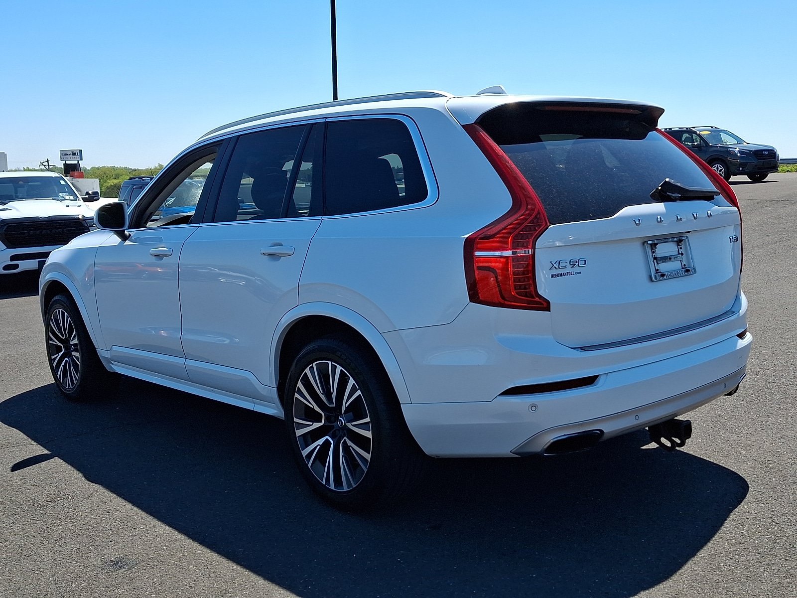 Used 2020 Volvo XC90 T5 Momentum AWD/4WD image 4