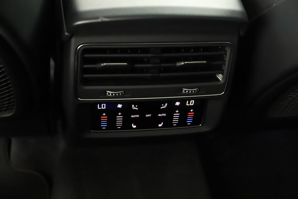 Certified 2026 Audi Q7 3.0T Prestige w/ Prestige Package AWD/4WD image 22