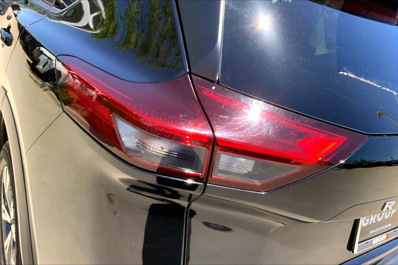 Used 2023 Nissan Rogue SV AWD/4WD image 27