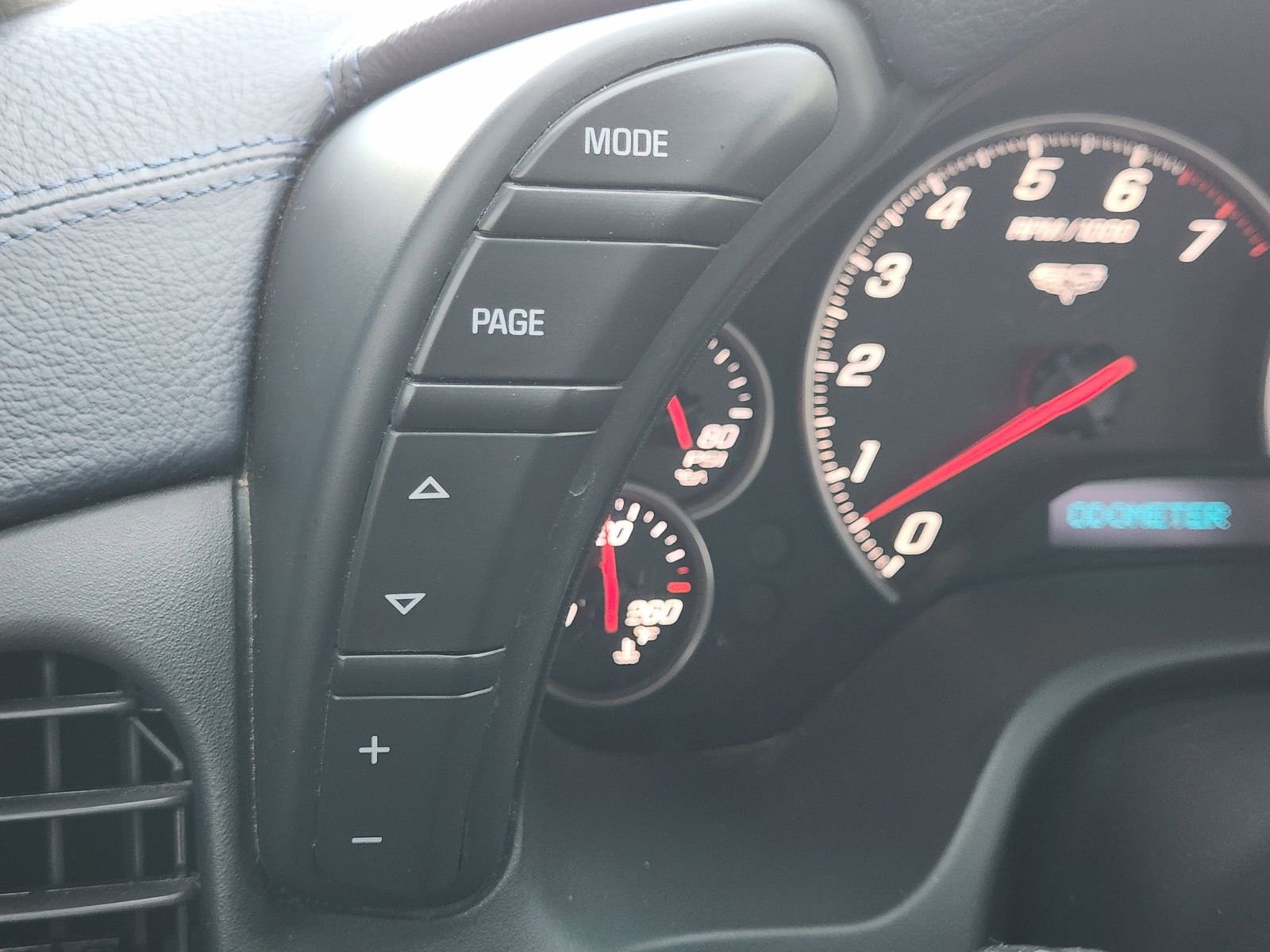 Used 2013 Chevrolet Corvette Grand Sport w/ 4LT Preferred Equipment Group image 23