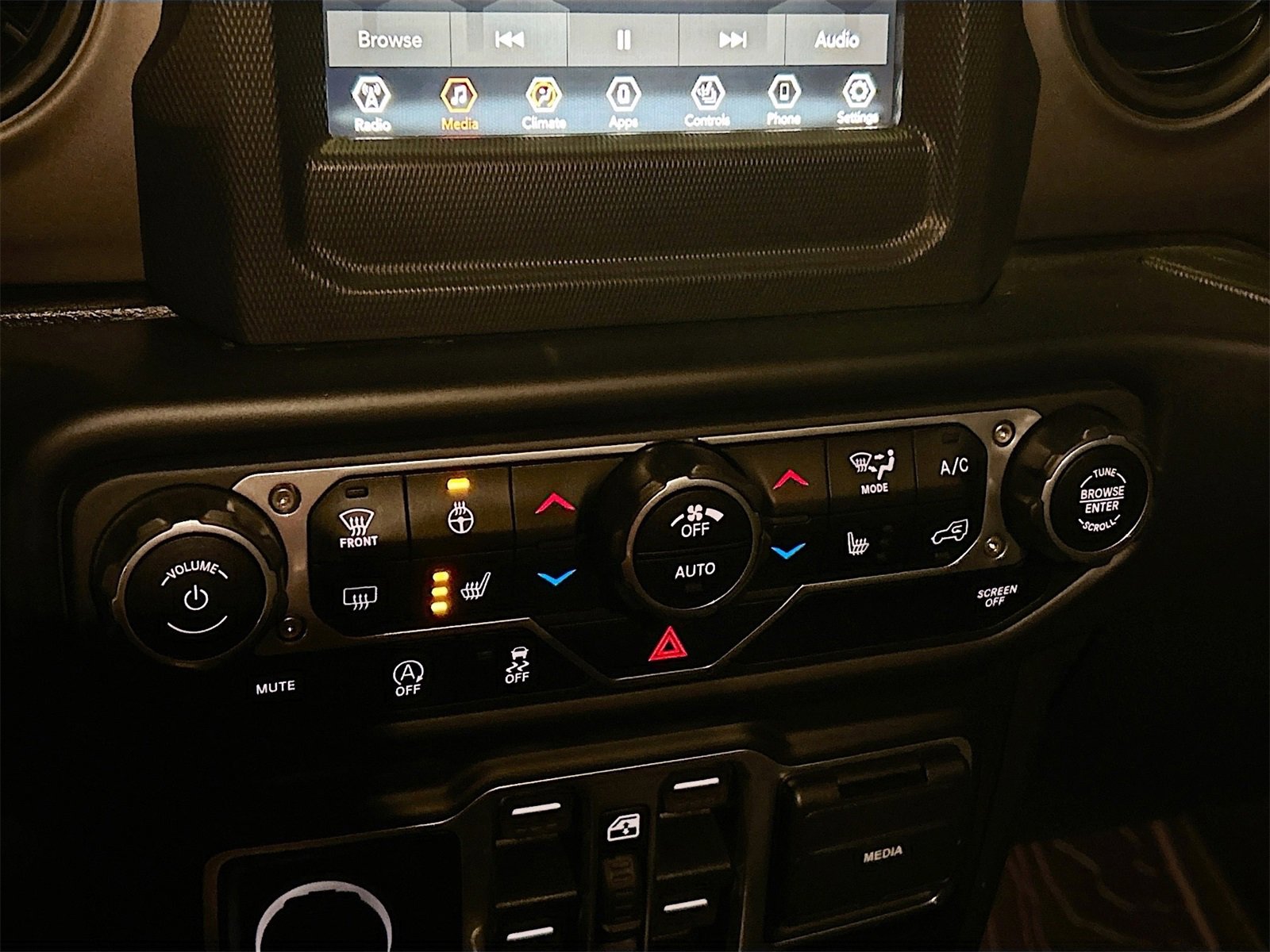 Used 2022 Jeep Wrangler Unlimited Sport image 15