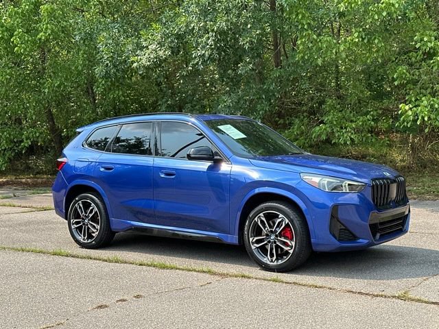 Used 2023 BMW X1 xDrive28i w/ M Sport Package AWD/4WD image 7