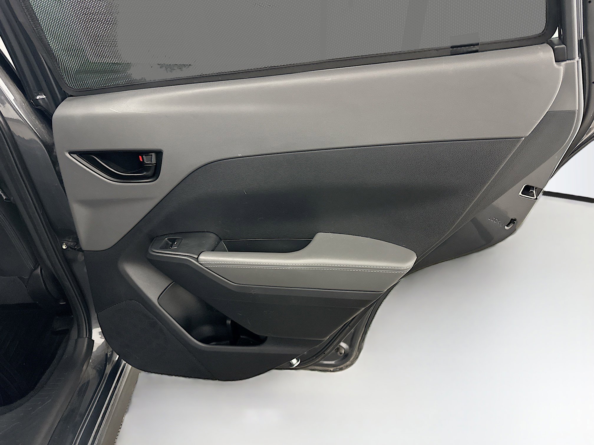 Used 2024 Subaru Crosstrek 2.0i Premium image 30