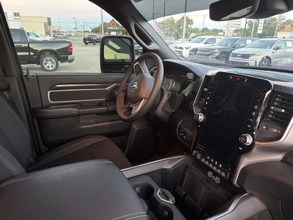 Used 2025 RAM 2500 Big Horn AWD/4WD image 17