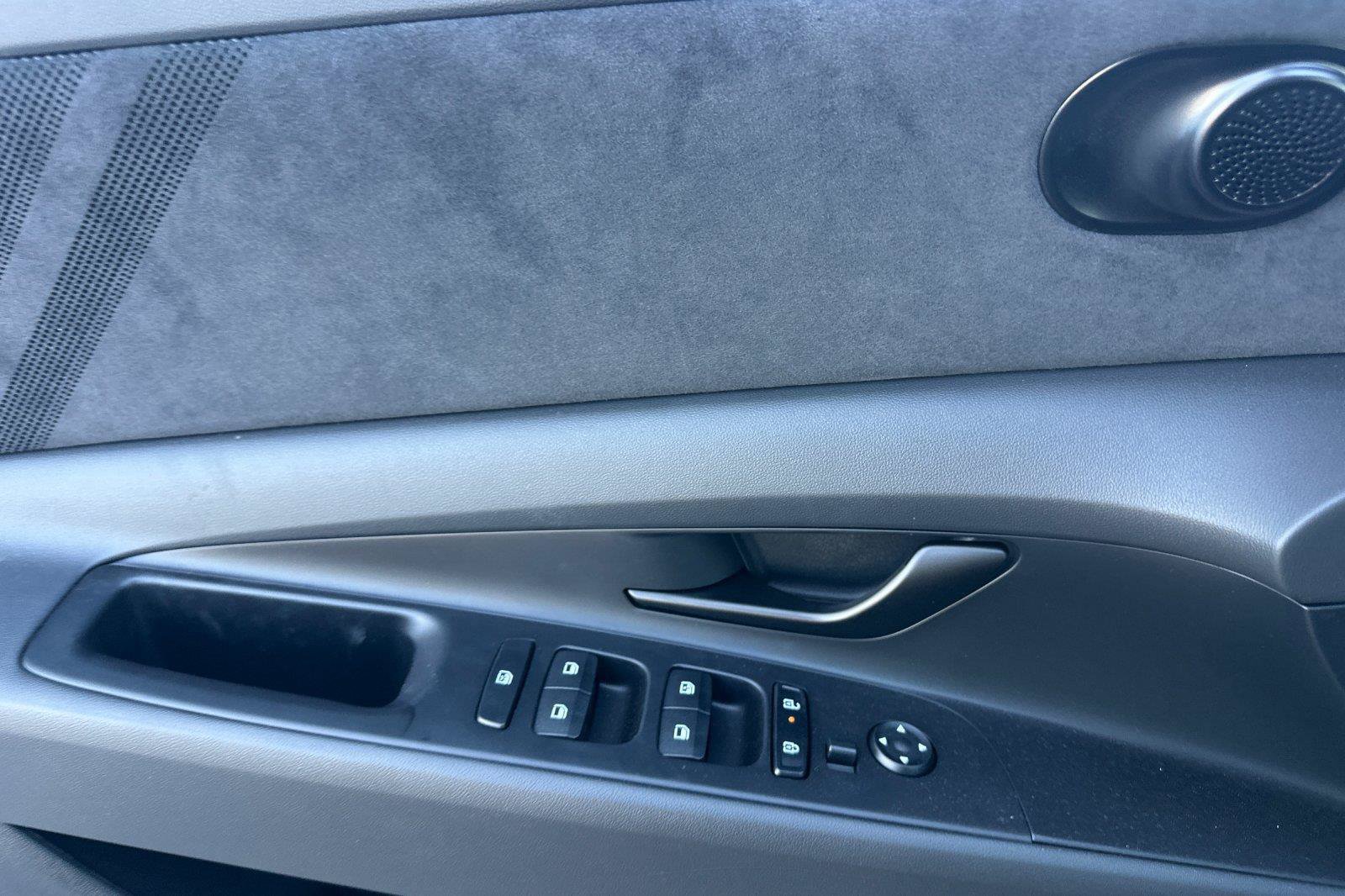 New 2026 Hyundai Elantra N FWD image 10