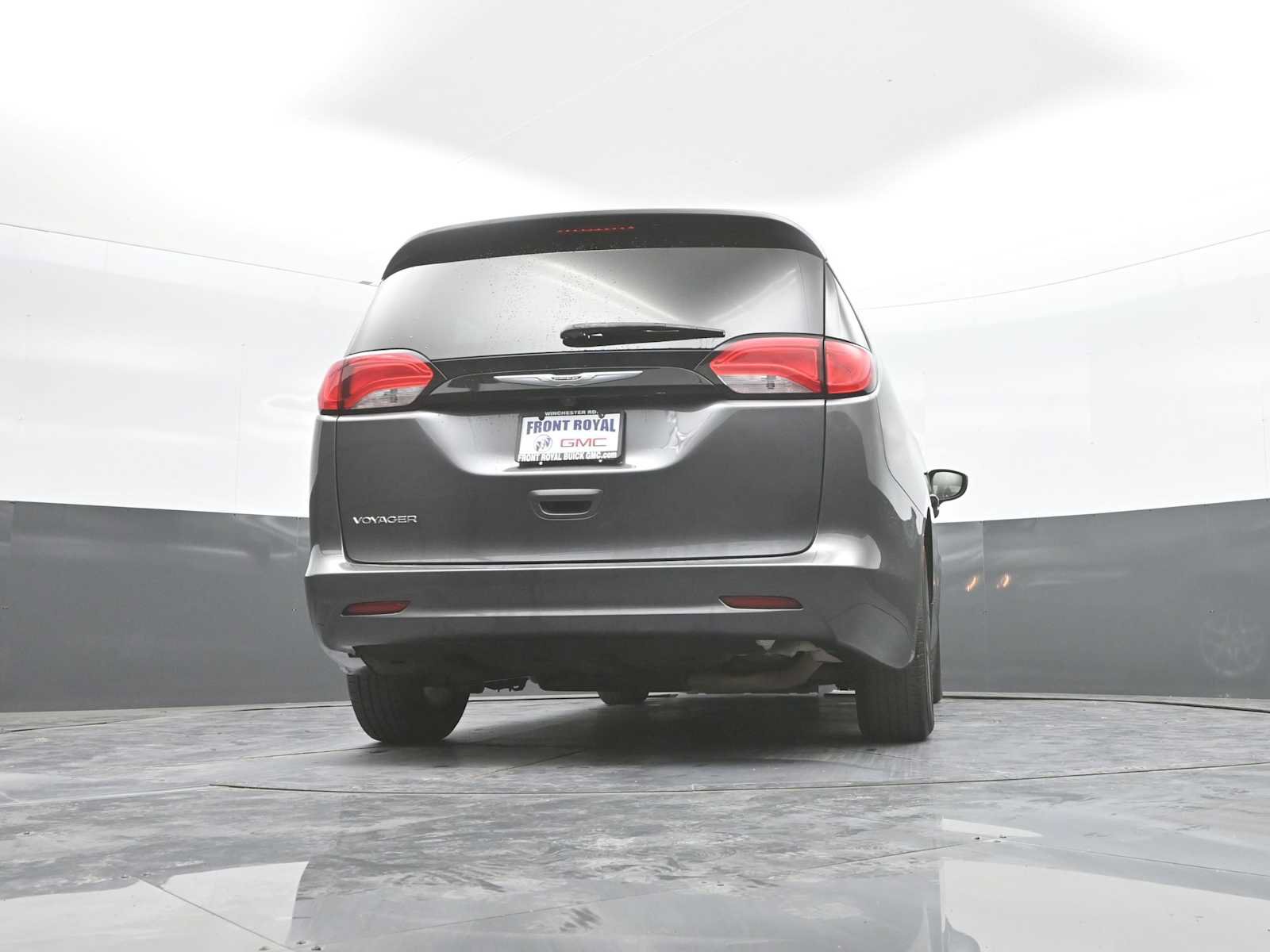 Used 2023 Chrysler Voyager LX FWD image 43