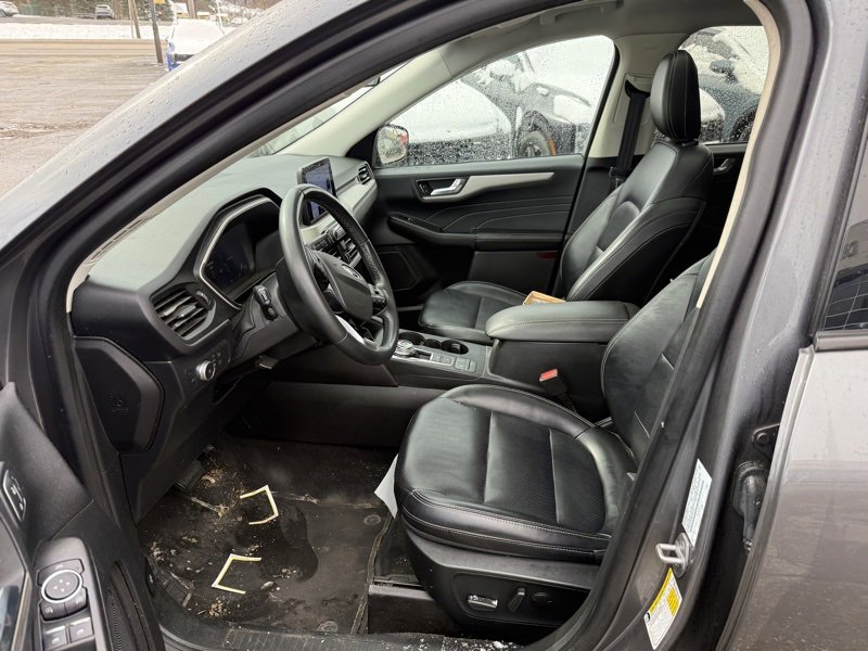 Used 2021 Ford Escape SEL w/ Technology Package image 8