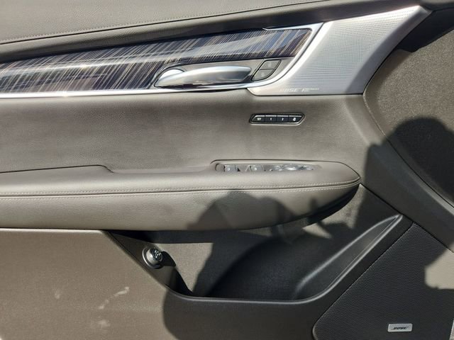 Certified 2023 Cadillac XT6 Premium Luxury w/ Technology Package FWD image 23