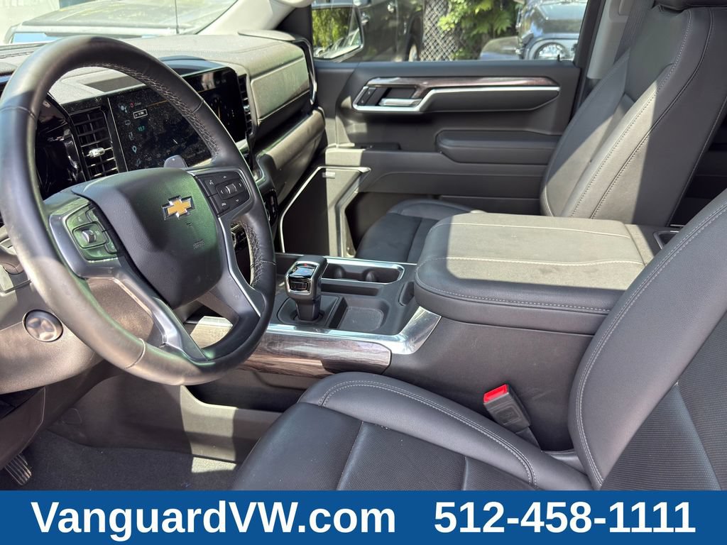 Used 2025 Chevrolet Silverado 1500 LTZ w/ Technology Package AWD/4WD image 14