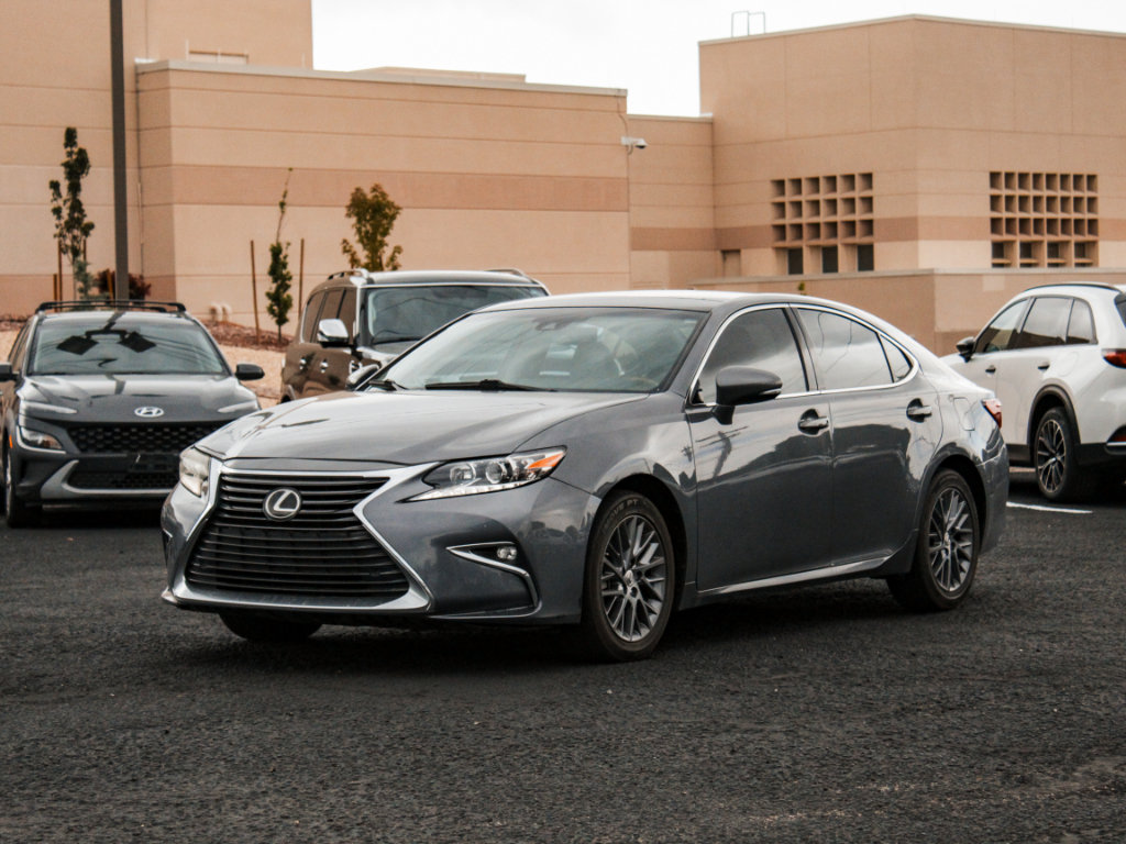 Used 2018 Lexus ES 350 w/ Navigation System Package