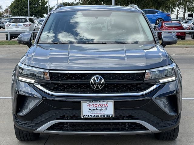 Used 2022 Volkswagen Taos SE FWD image 8