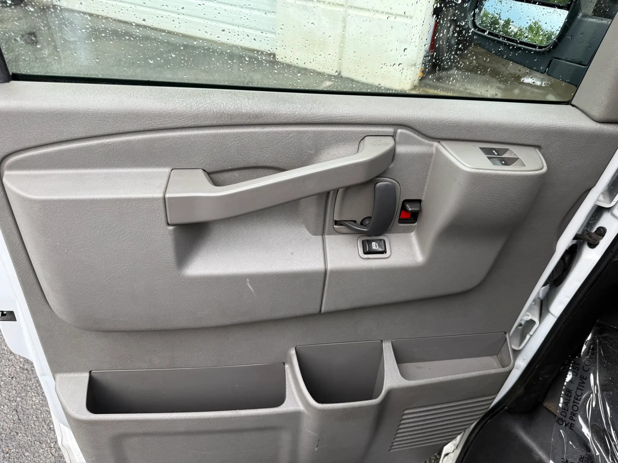 Used 2021 Chevrolet Express 2500 w/ Driver Convenience Package RWD image 24