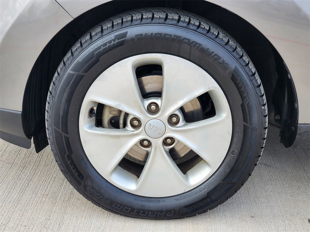 Used 2015 Kia Soul image 11