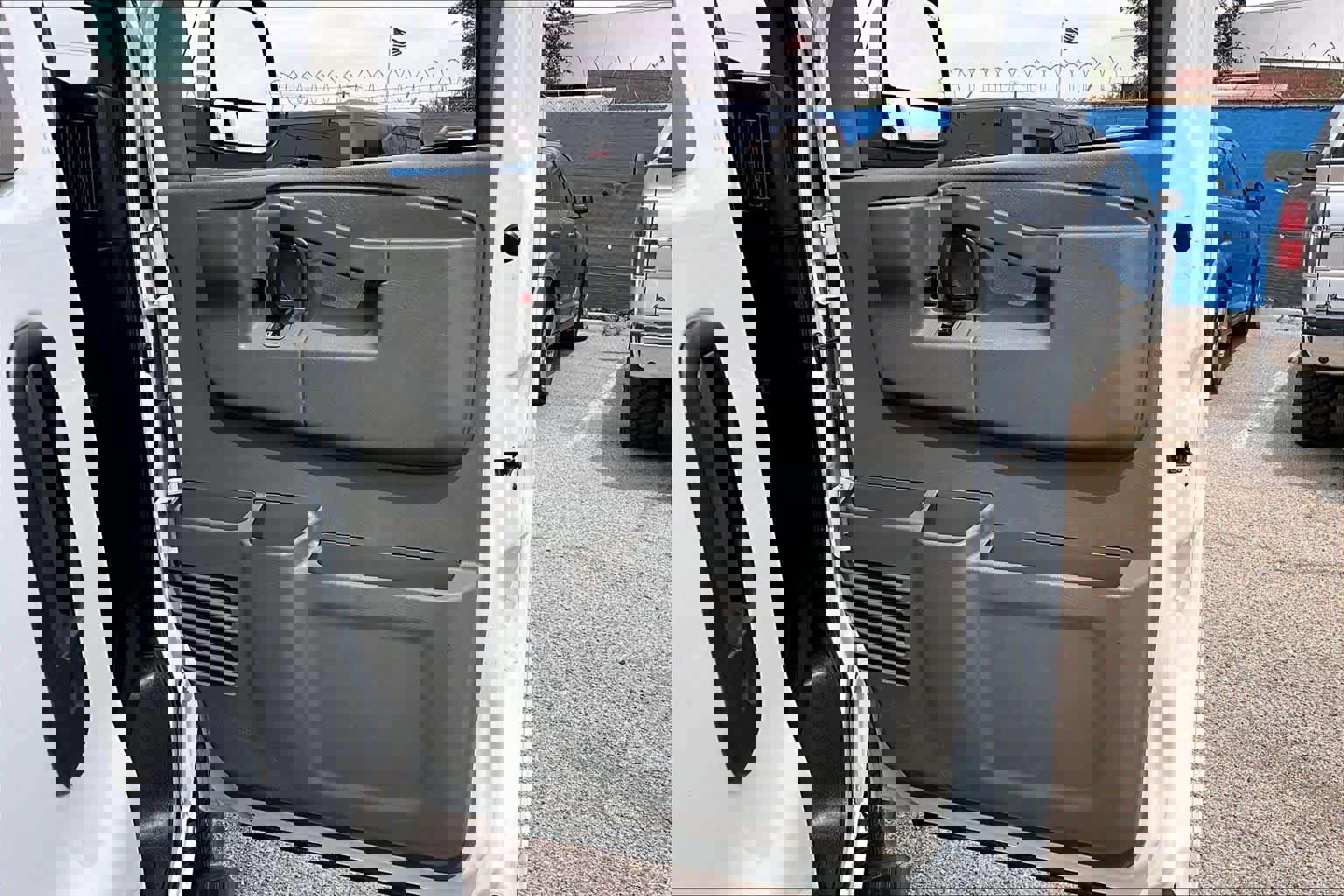 Used 2021 Chevrolet Express 3500 LT w/ LT Preferred Equipment Group image 21