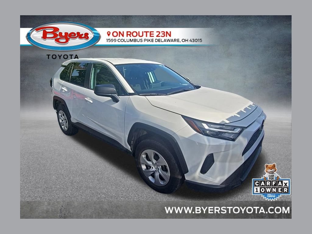Used 2025 Toyota RAV4 LE AWD/4WD image 1