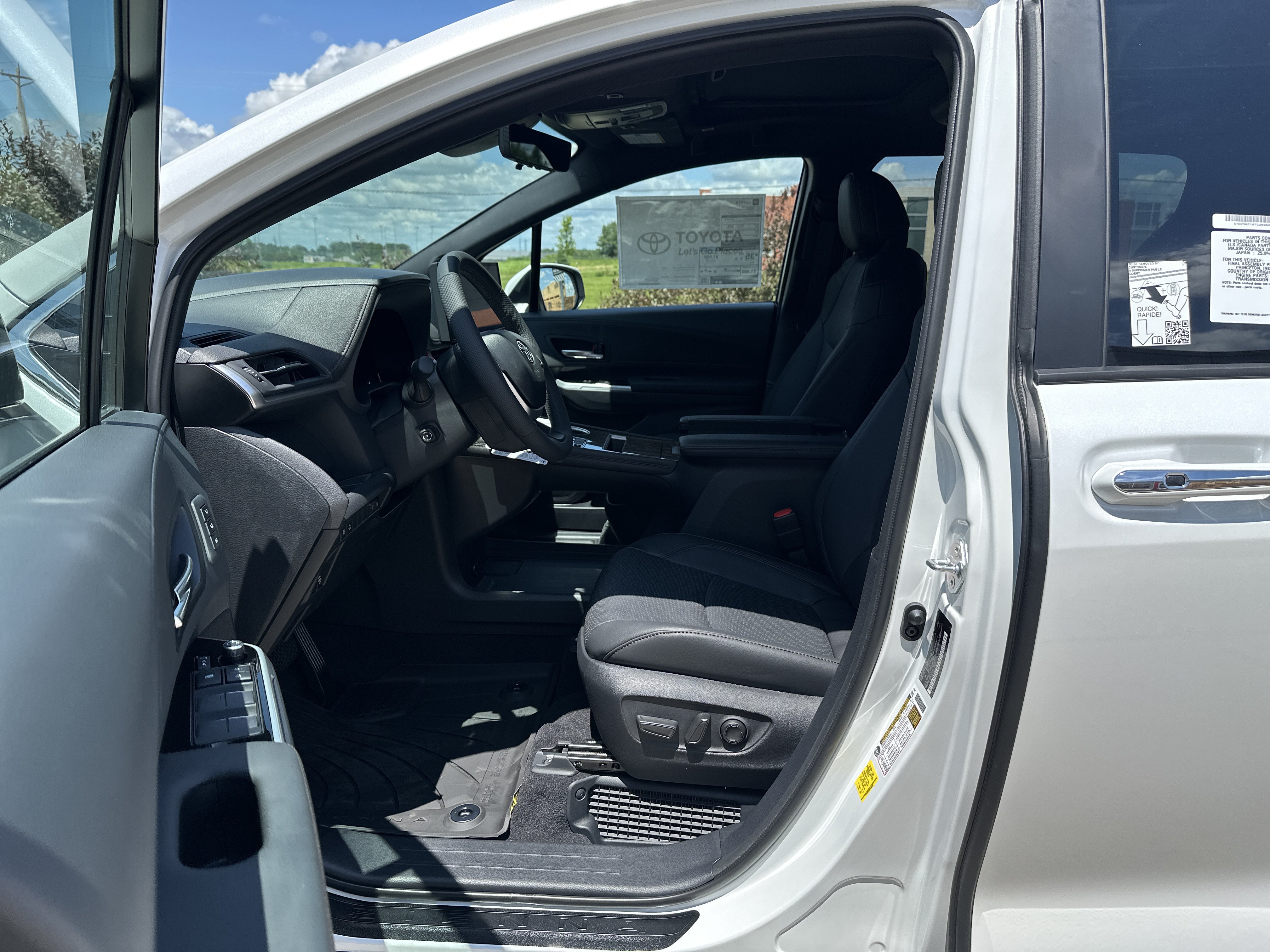 New 2026 Toyota Sienna Limited AWD/4WD image 11