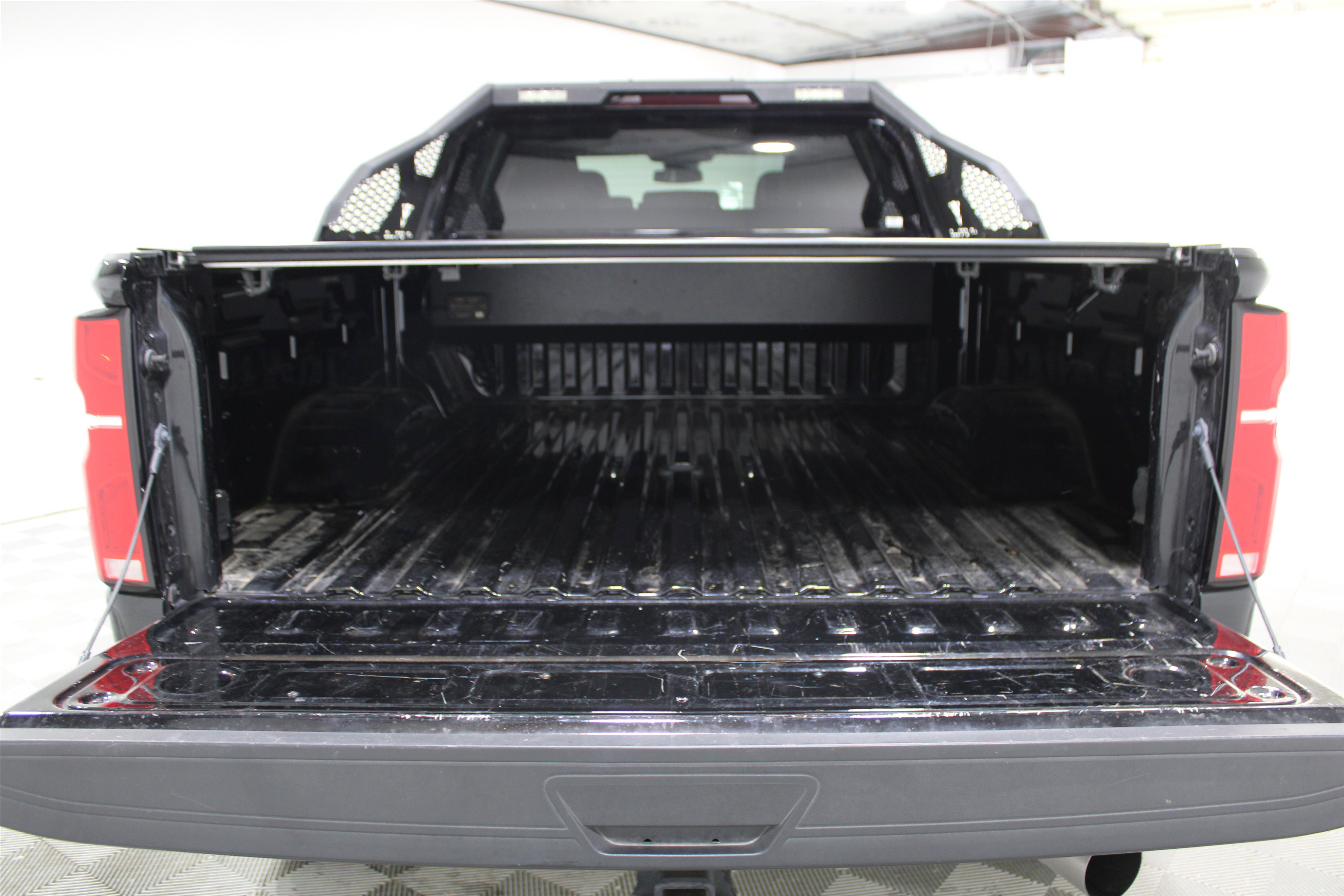 Used 2024 Chevrolet Silverado 2500 LTZ AWD/4WD image 22