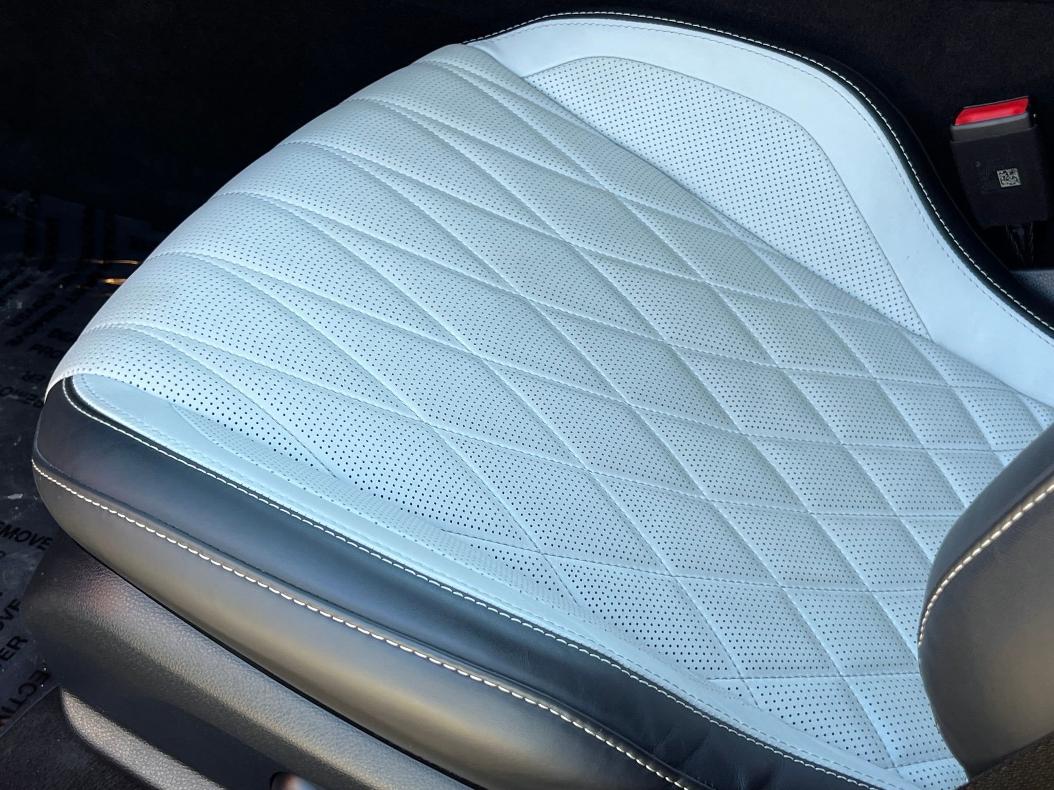 Used 2024 Mercedes-Benz AMG GT 63 image 37