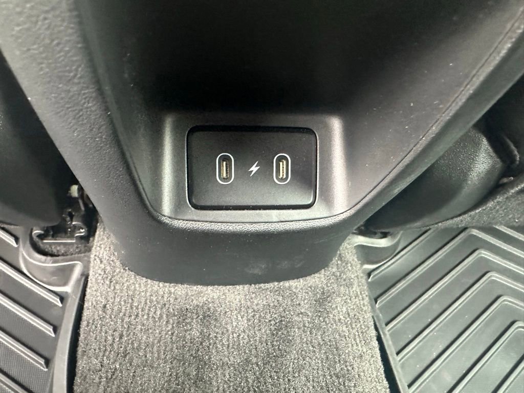Used 2025 Hyundai Elantra Sport image 29