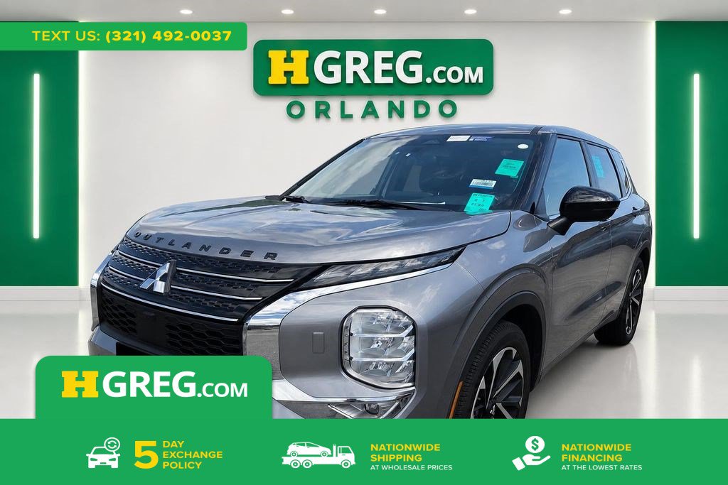 Used 2022 Mitsubishi Outlander SE AWD/4WD image 1