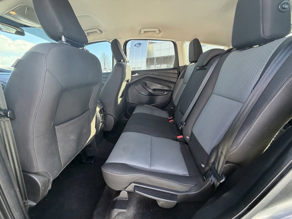 Used 2018 Ford Escape SE image 13