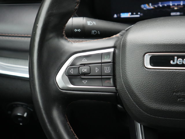 Used 2022 Jeep Compass Limited w/ (RED) Package AWD/4WD image 19