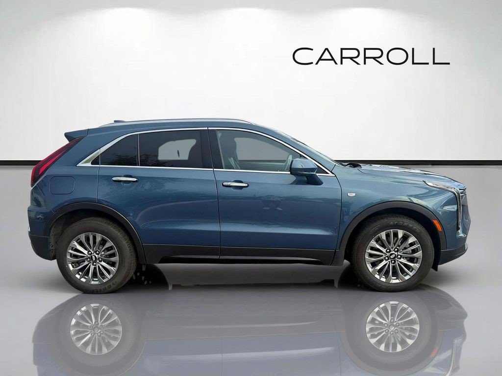 Certified 2025 Cadillac XT4 Premium Luxury FWD image 2