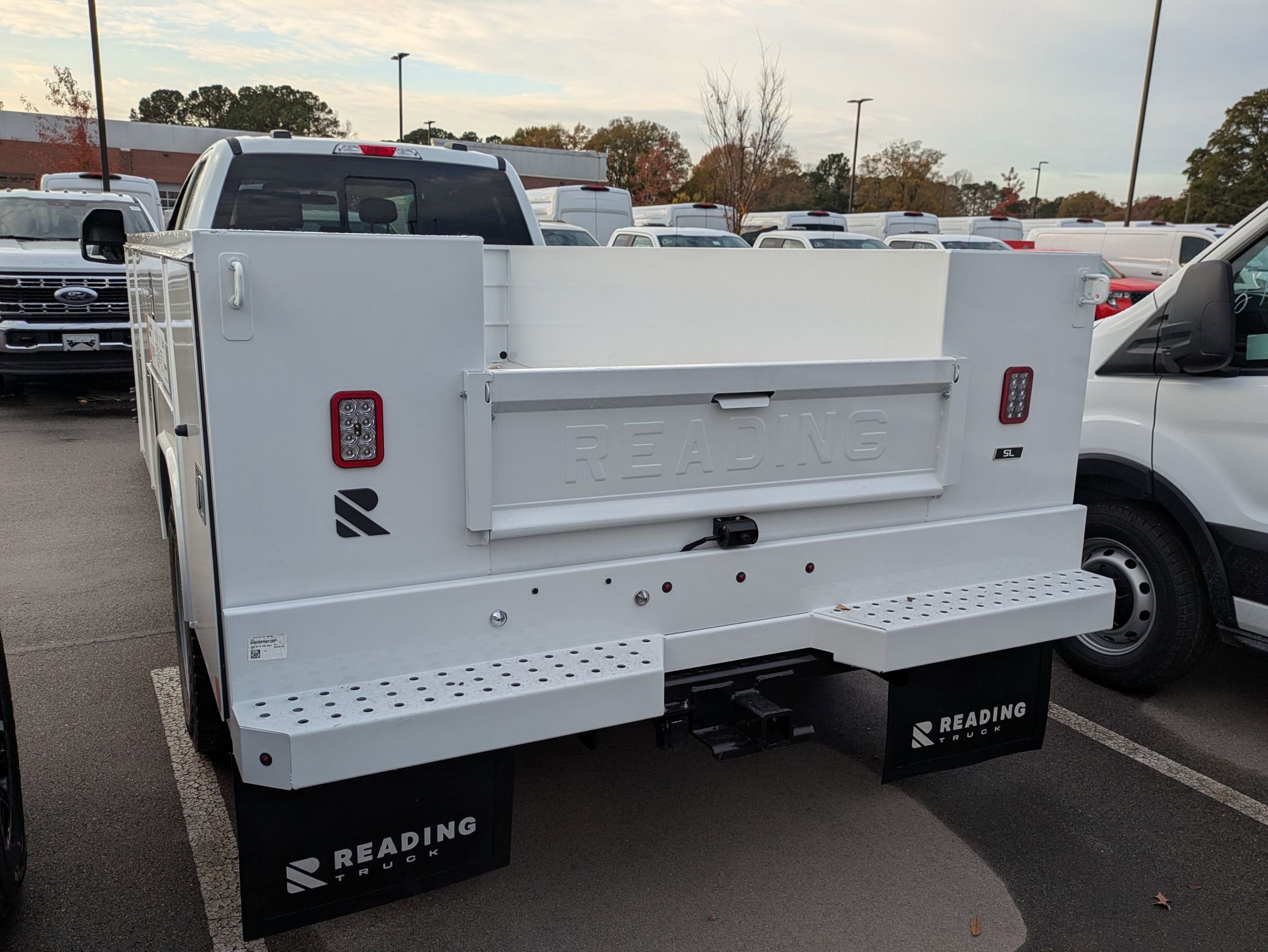 New 2026 Ford F550 4x4 Supercab Super Duty image 4