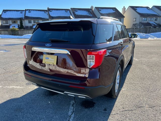 Certified 2022 Ford Explorer XLT w/ Equipment Group 202A image 8