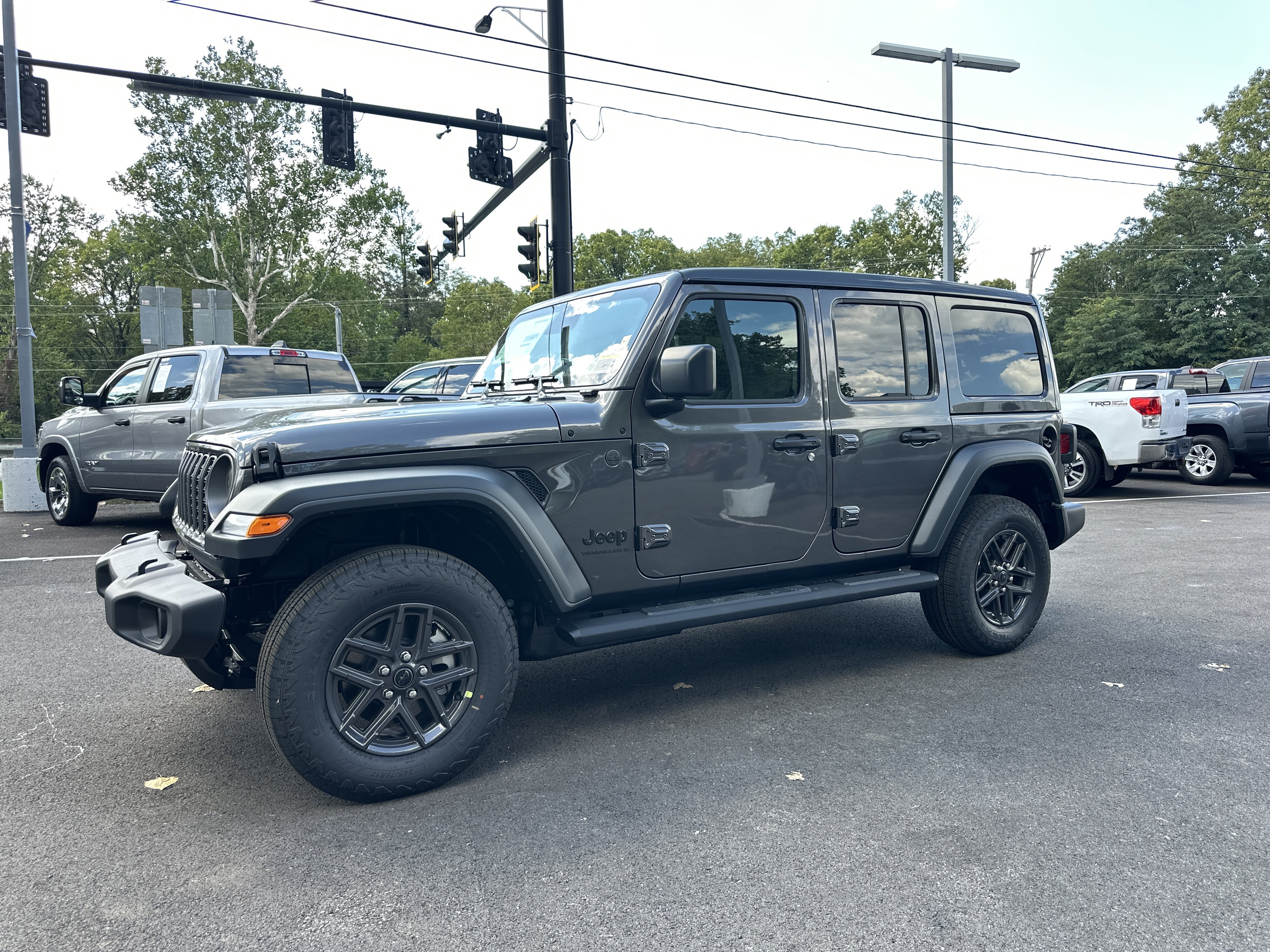 New 2027 Jeep Wrangler Unlimited Sport AWD/4WD image 25