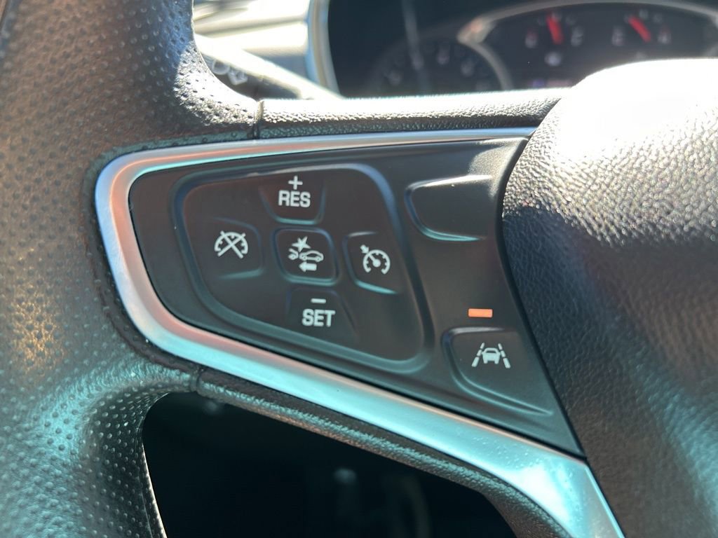 Used 2022 Chevrolet Equinox LS w/ LS Convenience Package image 21