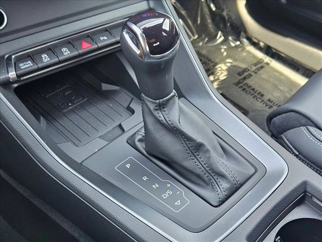 New 2025 Audi Q3 2.0T Premium image 12