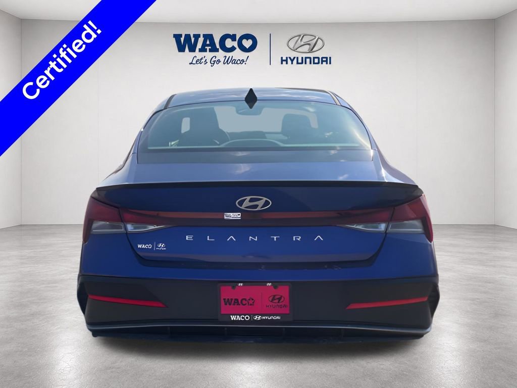 Used 2025 Hyundai Elantra Sport FWD image 5