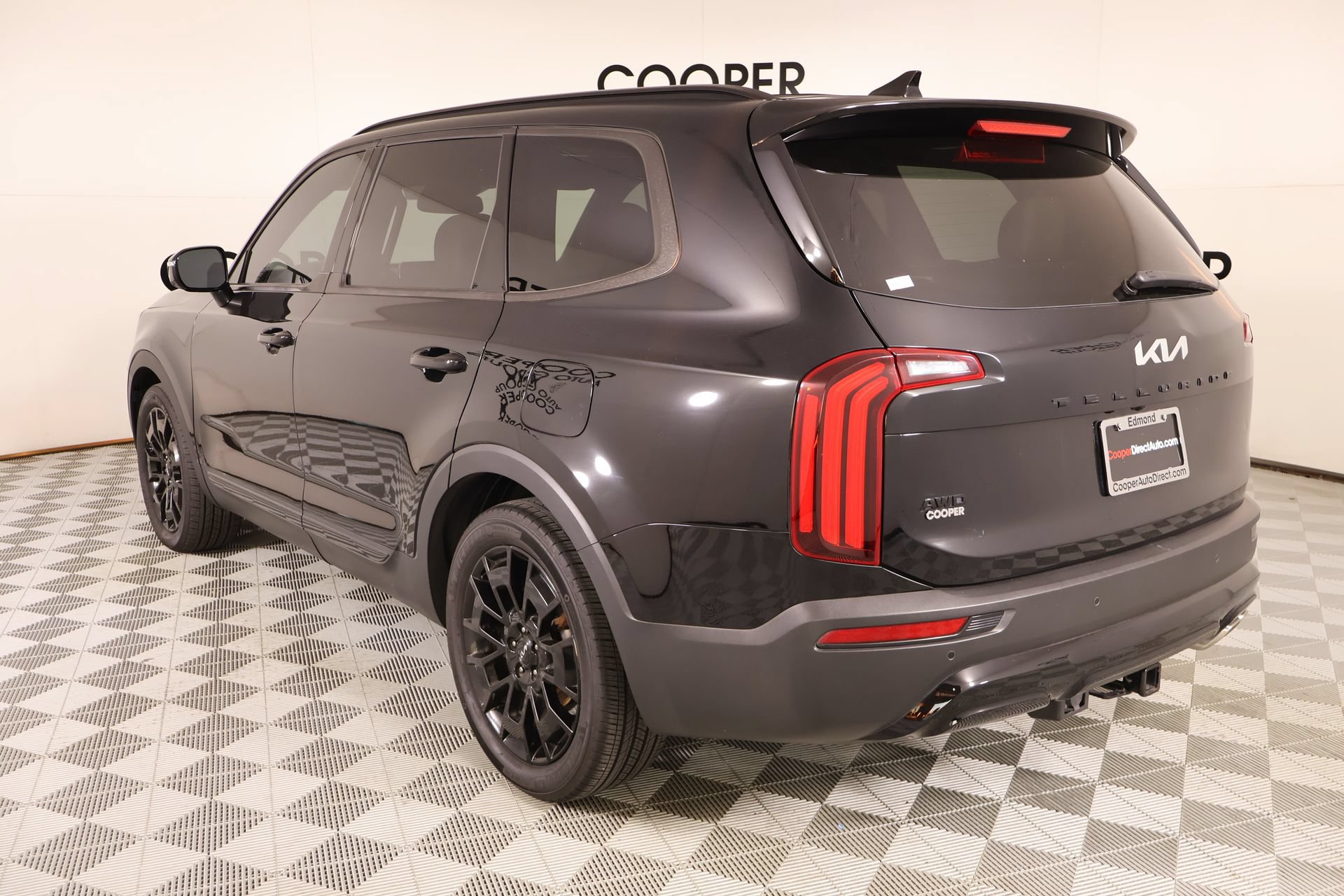 Used 2022 Kia Telluride SX w/ SX Prestige Package AWD/4WD image 25