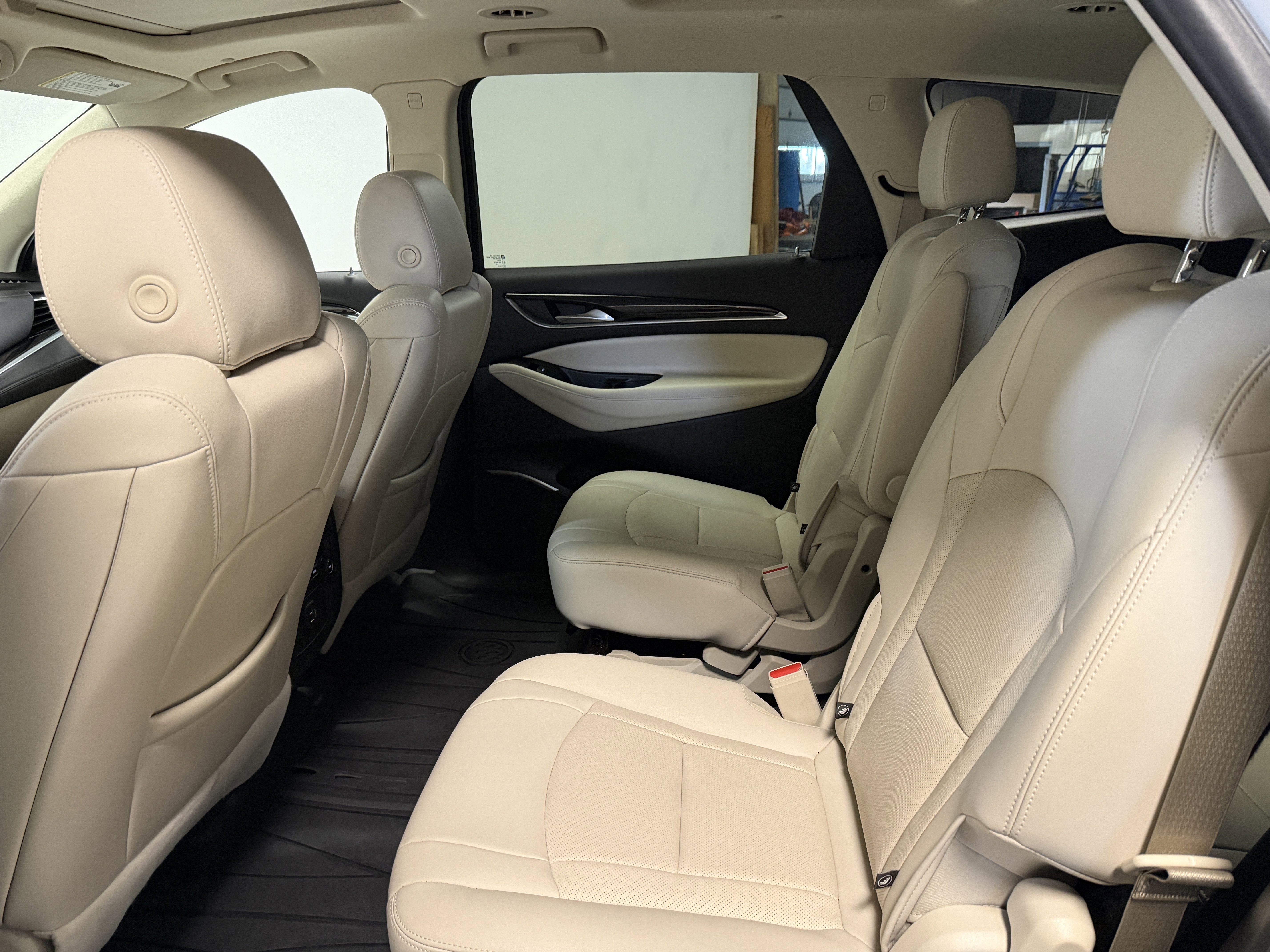 Used 2023 Buick Enclave Essence w/ Experience Buick Package image 24