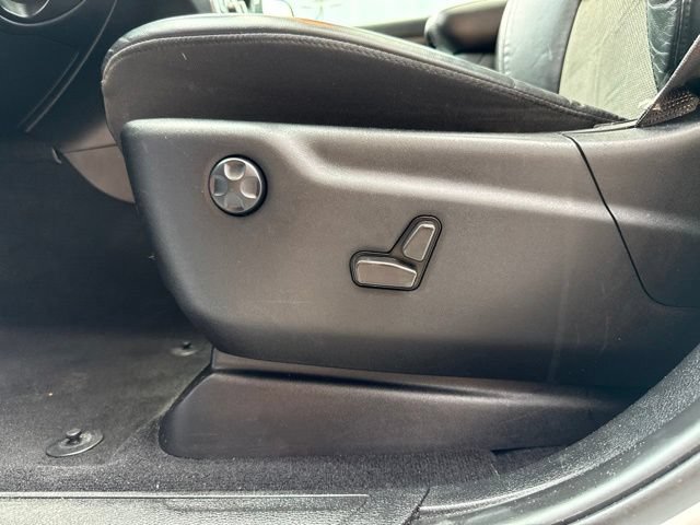 Used 2021 Jeep Grand Cherokee Laredo X AWD/4WD image 9