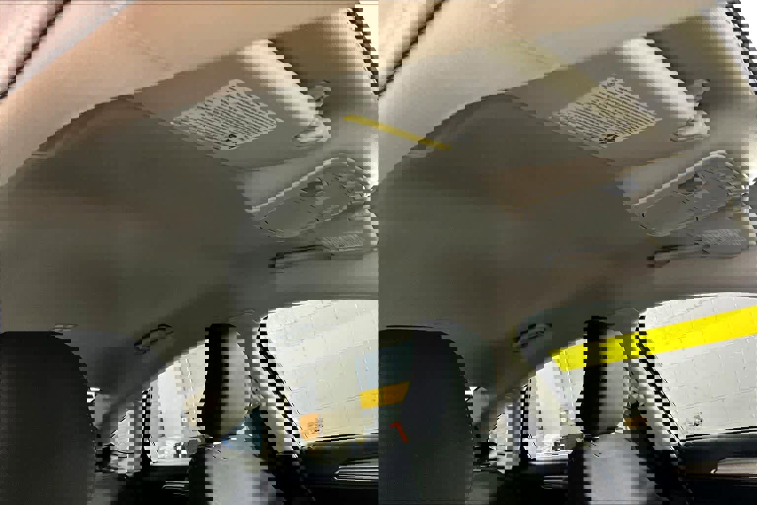 Used 2019 Ford Fusion SE image 14