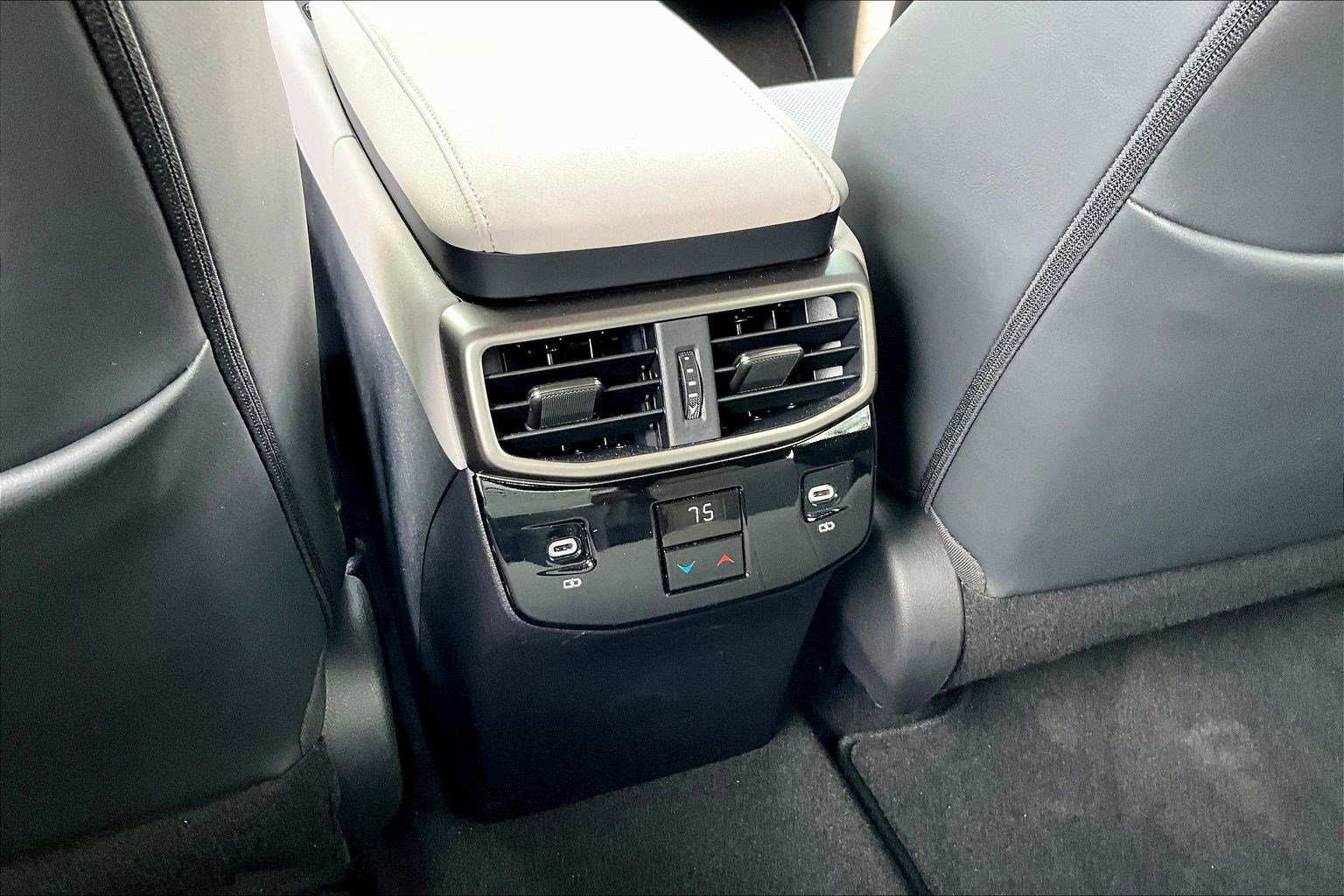 Used 2025 Lexus RX 350 FWD image 10