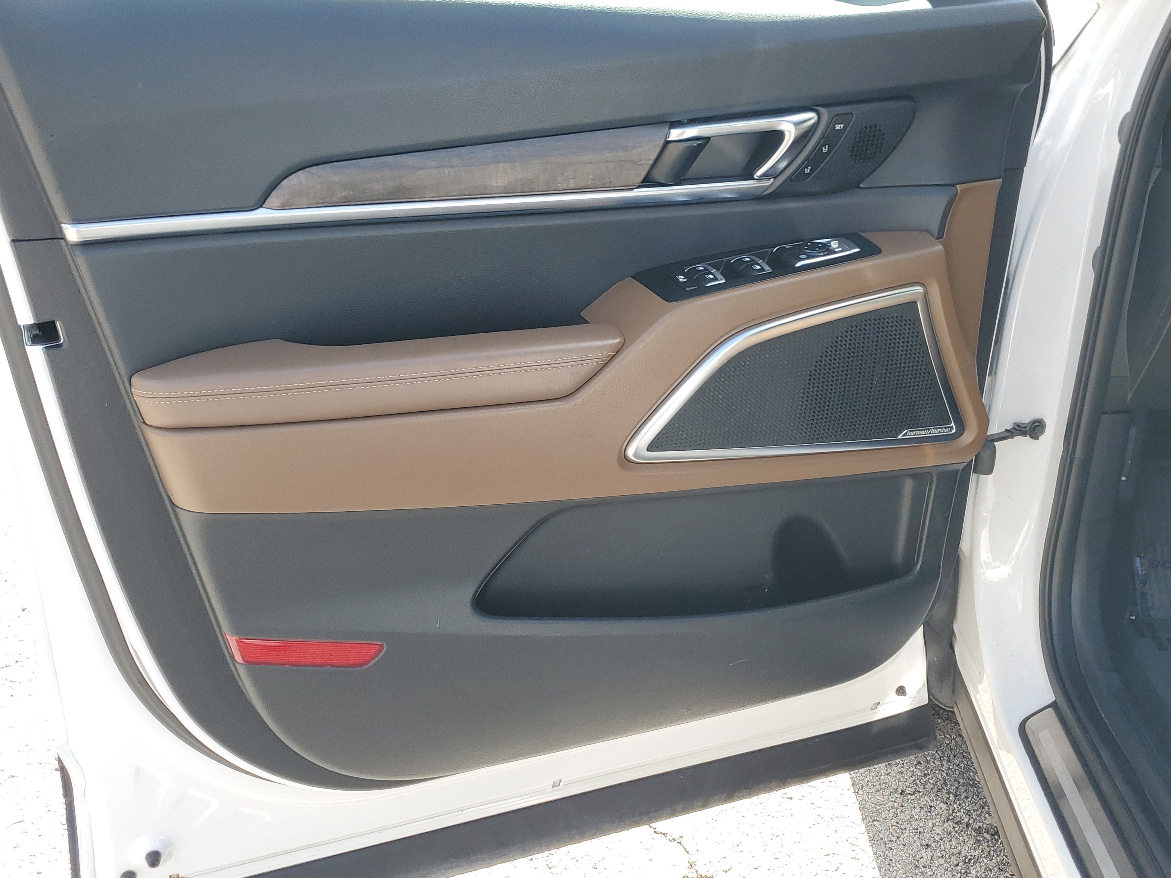 Used 2022 Kia Telluride SX w/ SX Prestige Package image 20