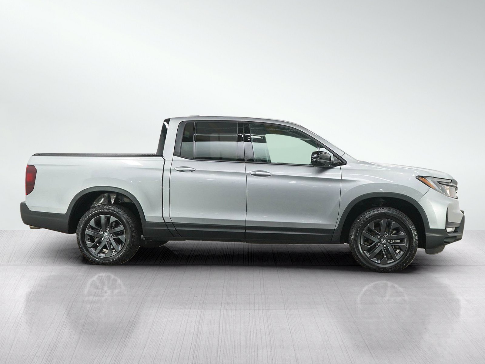 Used 2024 Honda Ridgeline Sport image 6