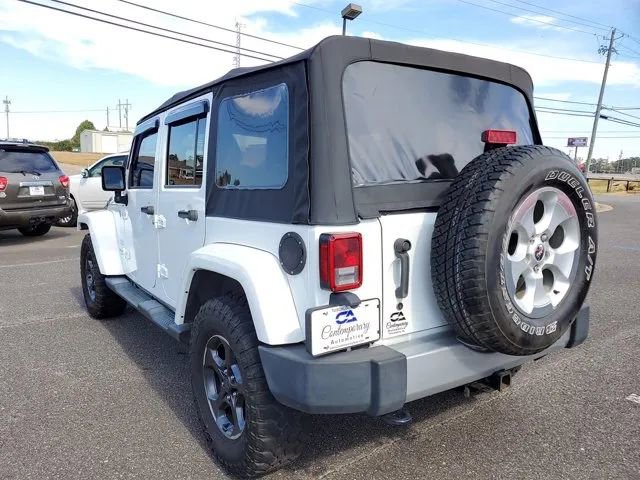 Used 2014 Jeep Wrangler Unlimited Sahara w/ Connectivity Group image 5